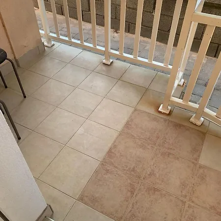 In With Balcony, Air Conditioning, Wi-fi * ורסי