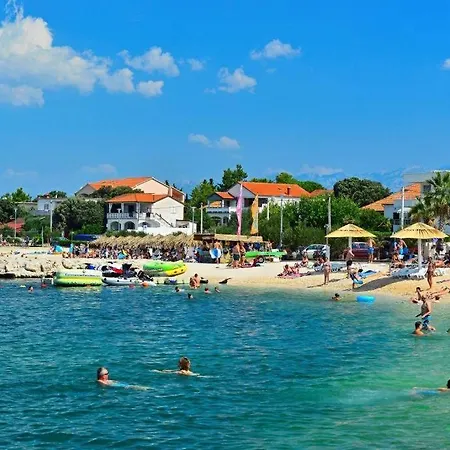 In With Balcony, Air Conditioning, Wi-fi Apartament Vrsi