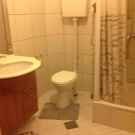 In With Balcony, Air Conditioning, Wi-fi *